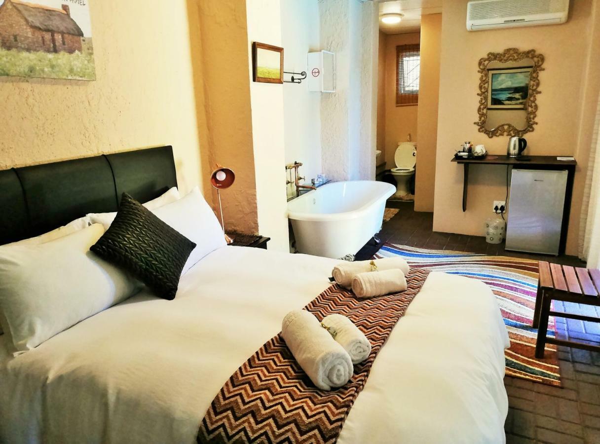 Safari Guesthouse Vryburg Exterior photo